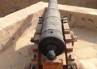 Cannon on new carriage at Mutrah